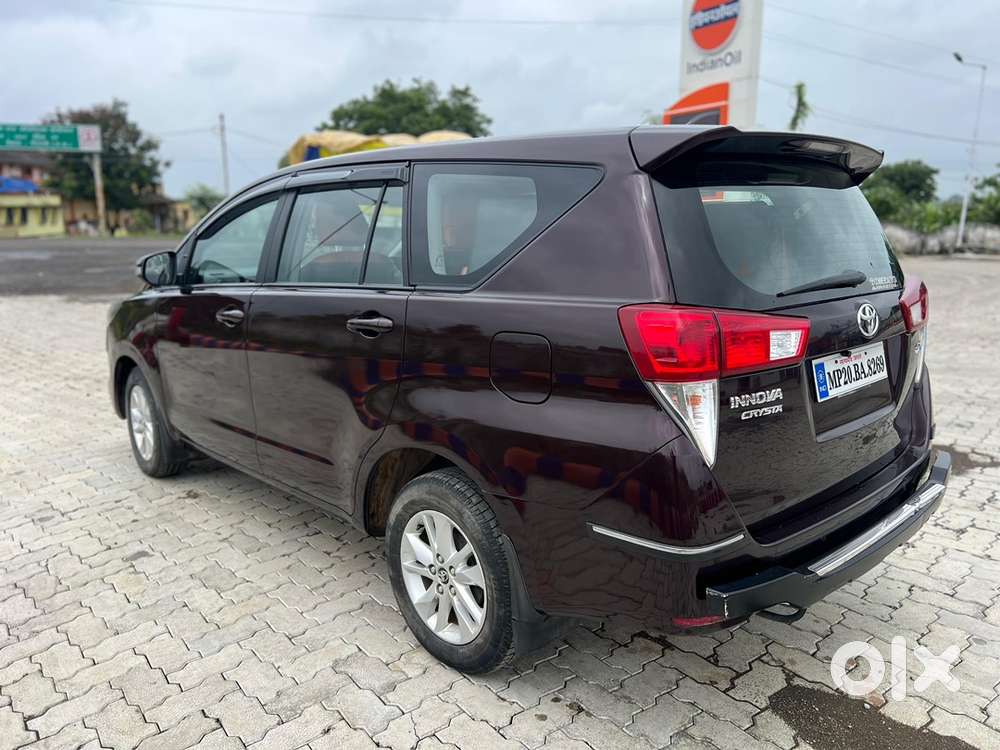 Toyota Innova Crysta 2019