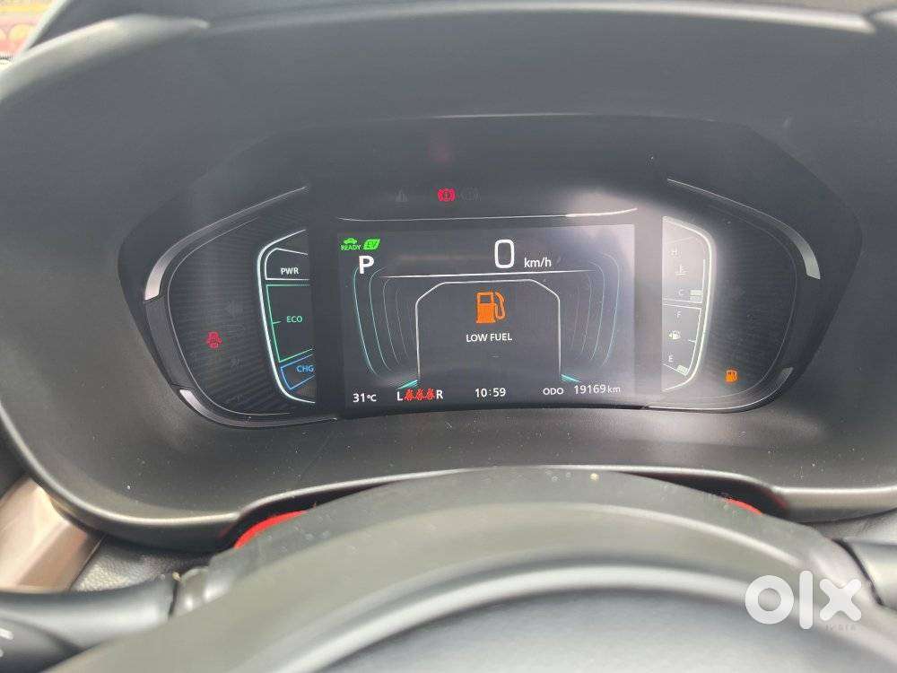 Maruti Suzuki Grand Vitara 1.5 Alpha Plus Dual Tone Intelligent Hybr..