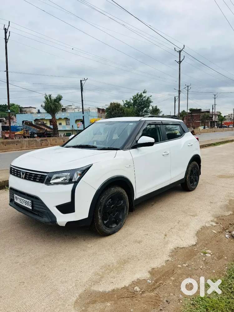 Mahindra Xuv300 W6 2024 Well Maintained