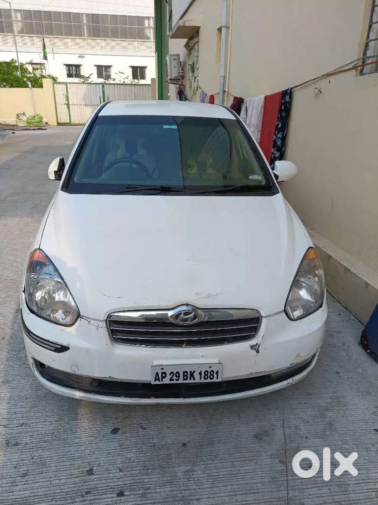 Very Good Condition Verna Car