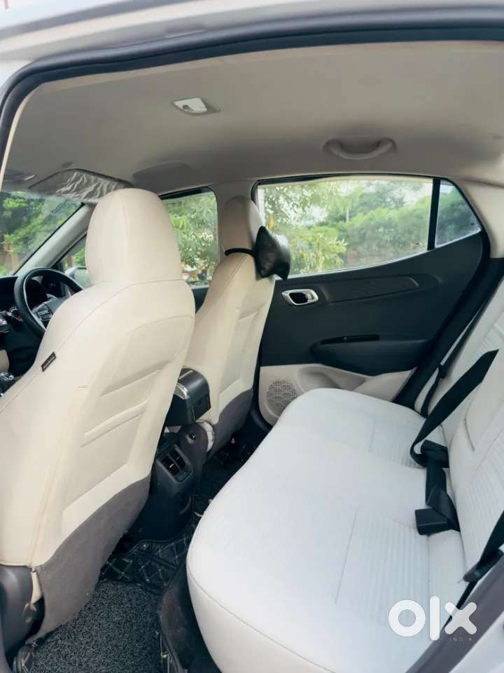 Hyundai Aura 1.2 Sx Cng, 2023, Cng & Hybrids