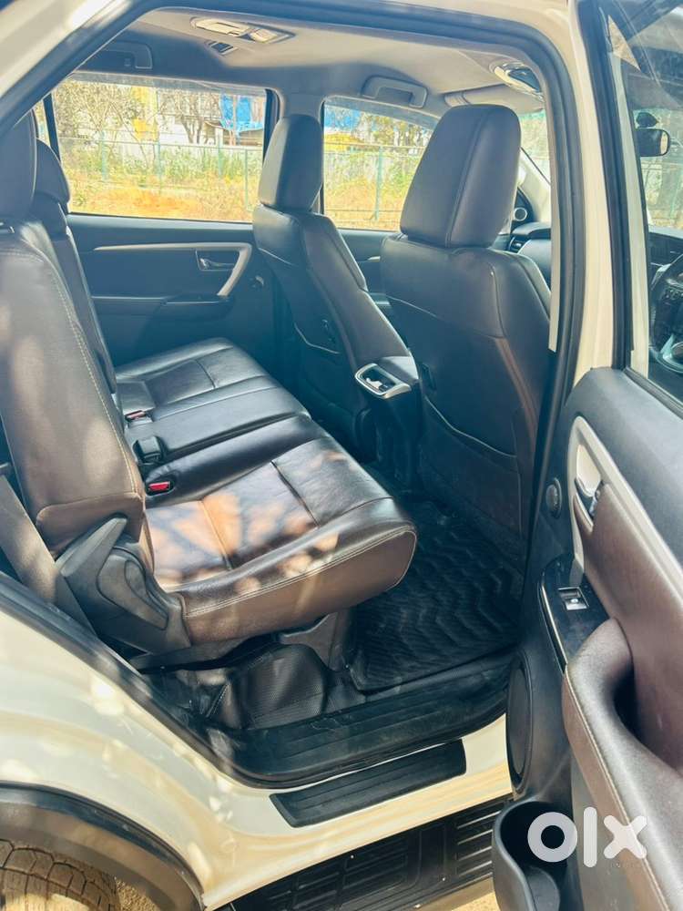 Toyota Fortuner Sigma 4  Automatic