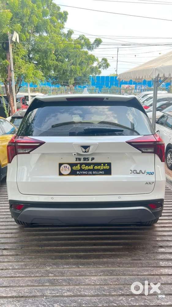 Mahindra Xuv700 2.0 Ax 7 Petrol At Str, 2025, Petrol