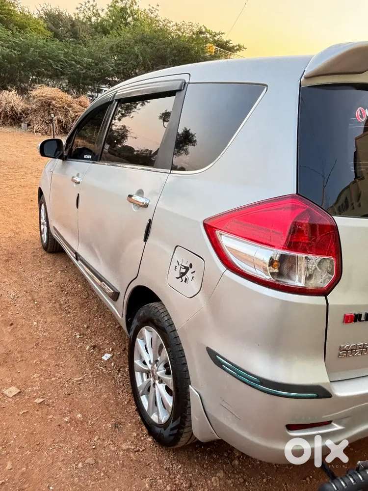 Maruti Suzuki Ertiga 2015 Diesel 150000 Km Driven