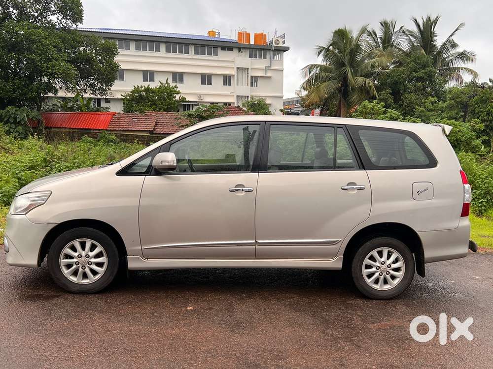 Toyota Innova 2014 Diesel Car