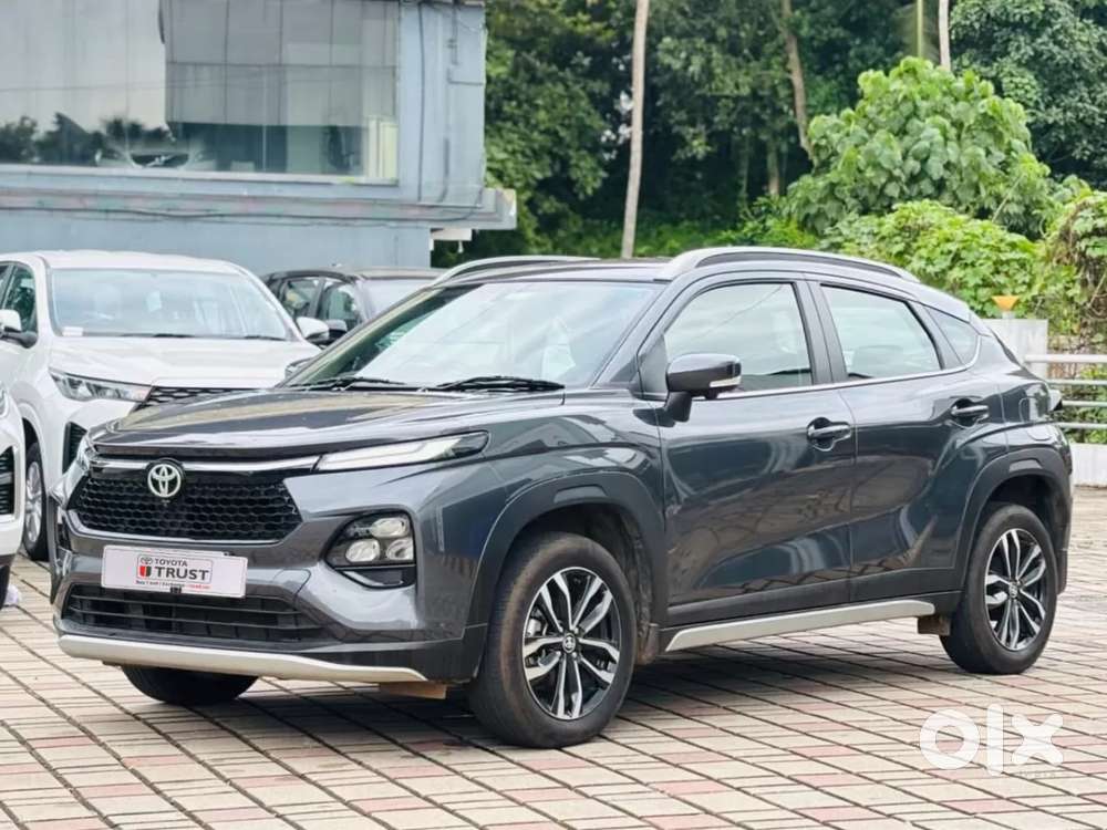 Toyota Urban Cruiser Taisor V 1.0 Petrol At, 2024, Petrol