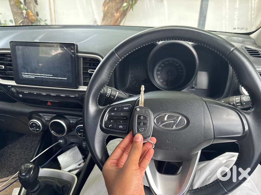 Hyundai Venue Mt 2021