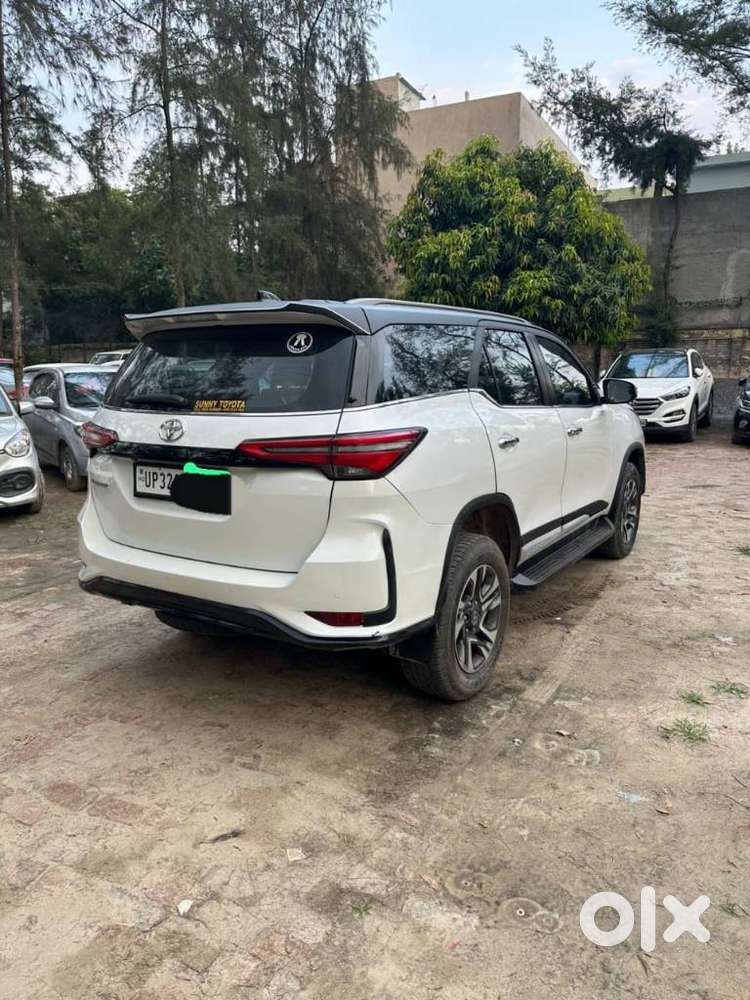 Toyota Fortuner Legender 4x2 At 2.8, 2024, Diesel