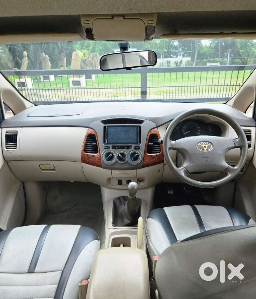Toyota Innova 2.0 Vx 8 Seater Bs Iv, 2007, Diesel