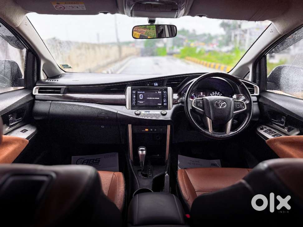 Toyota Innova Crysta 2.8 Zx At 7 Seater, 2019, Diesel
