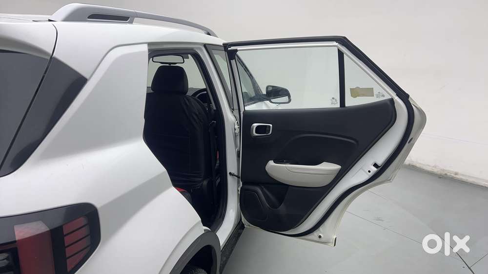 Hyundai Venue 1.0 Sx (o) Turbo Dct, 2023, Petrol