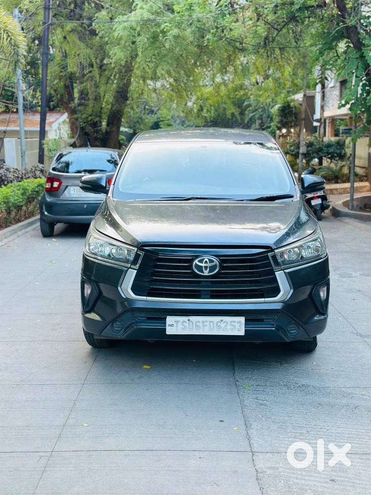 Toyota Innova Crysta 2.8 Gx At 7 Str, 2021