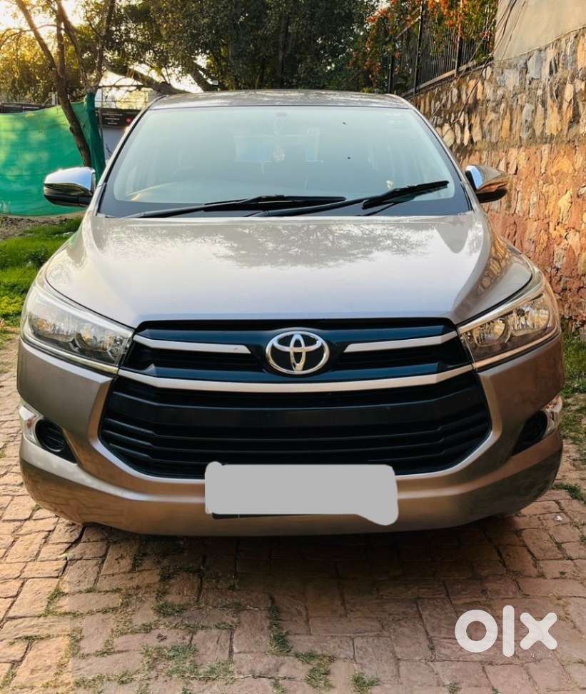 Toyota Innova Crysta 2.4 G Mt 8s, 2018, Diesel