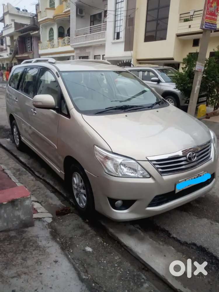 Toyota Innova 2013 Diesel Well Maintained