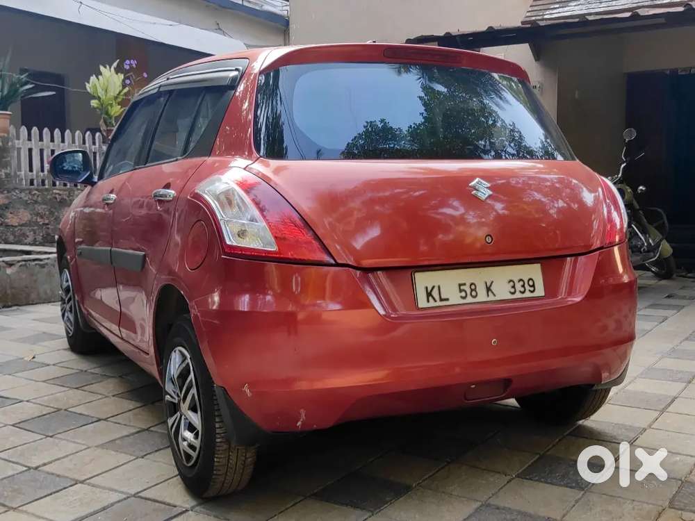 Fire Red Colour Maruti Suzuki Swift Vxi 2013 Petrol Manual