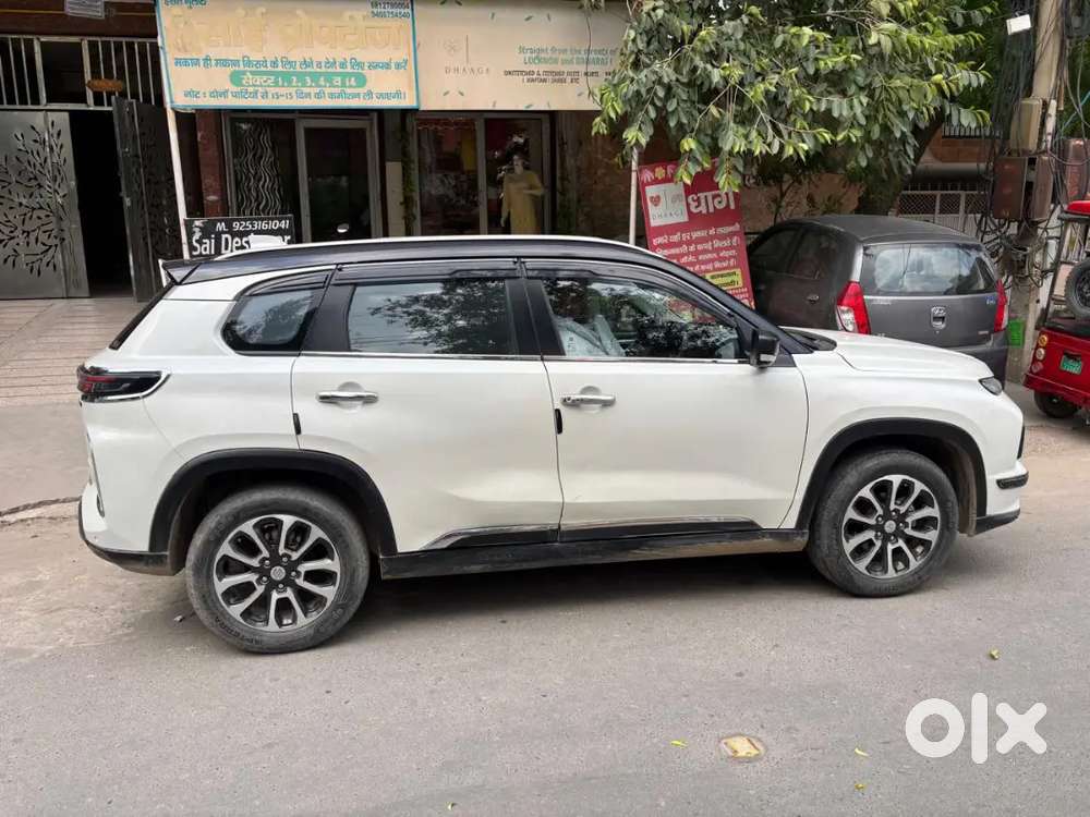 Maruti Suzuki Grand Vitara 2023 Petrol Well Maintained