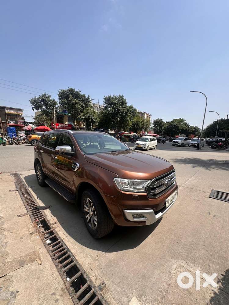 Ford Endeavour Diesel 2016 At 4x4 Amazing Condition