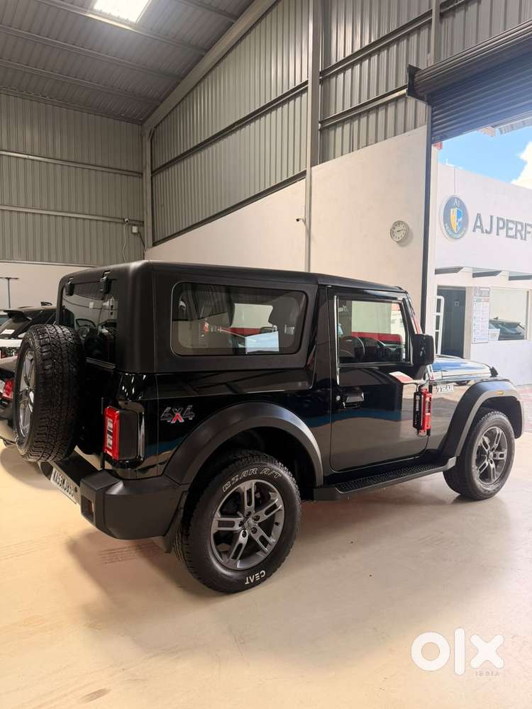 Mahindra Thar Petrol 2022