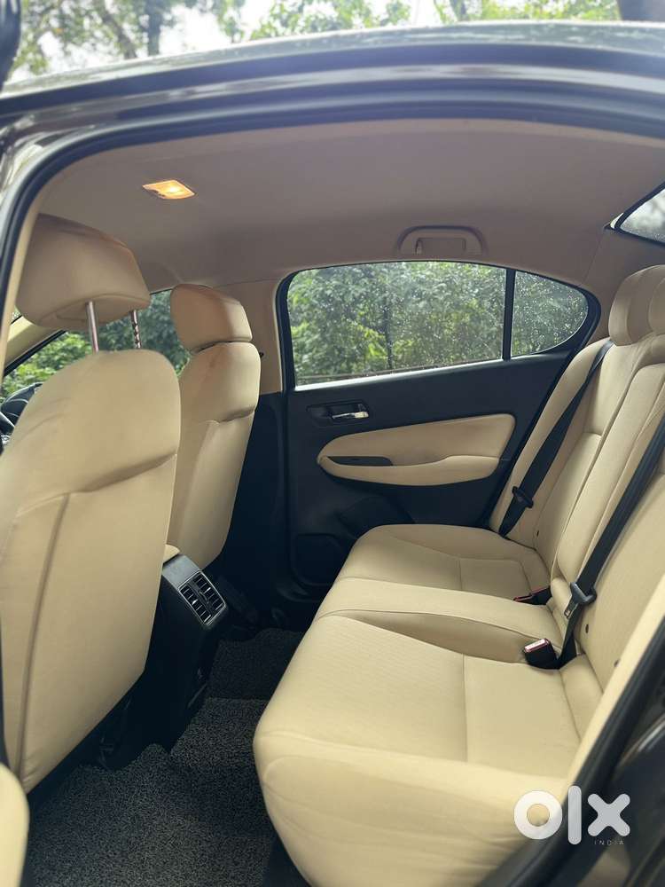 Honda City 1.5 V 5th Gen I-vtec Mt, 2022, Petrol