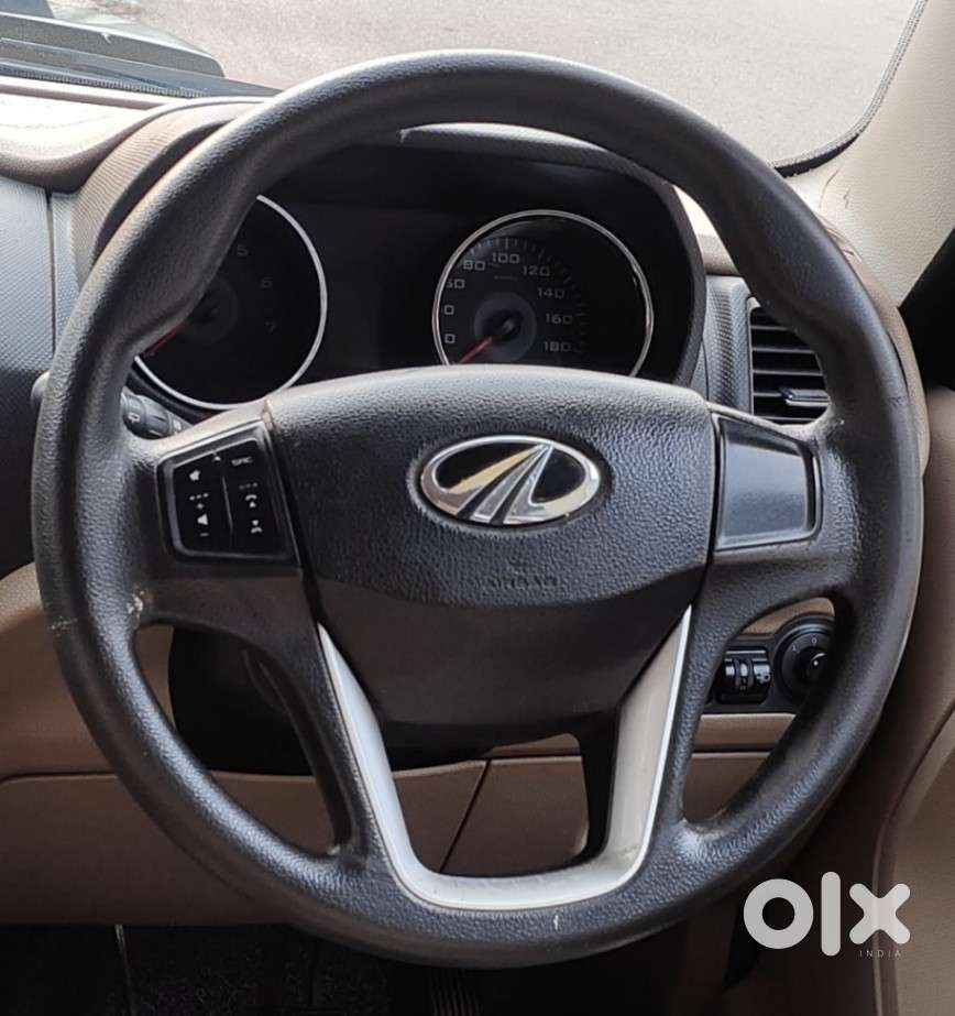 Mahindra Tuv 300 T8, 2016, Diesel
