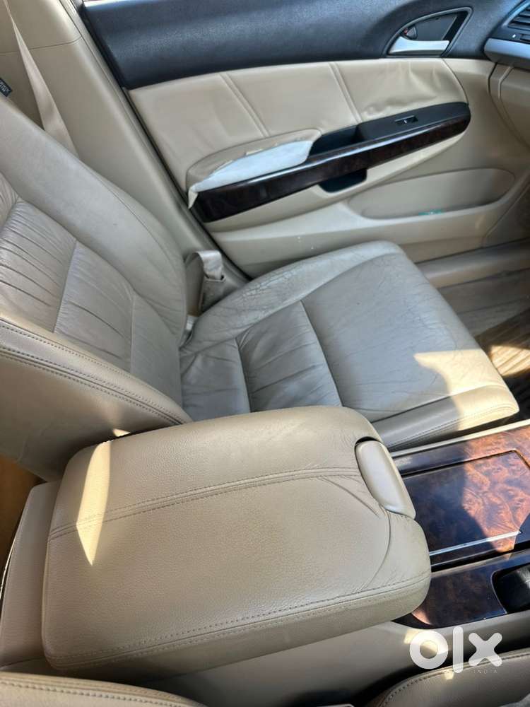 Honda Accord Petrol Manual 2011