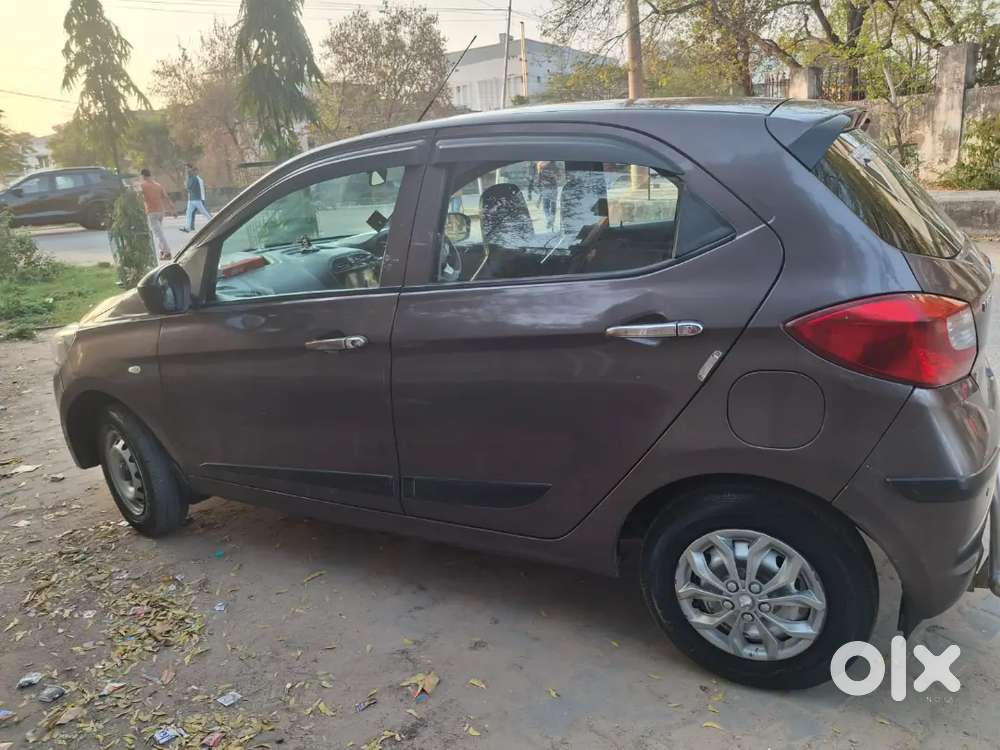 Tata Tiago 2019 Cng & Hybrids 40300 Km Driven