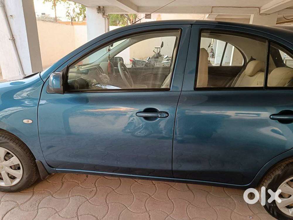 Nissan Micra Cvt Xv, 2015, Petrol