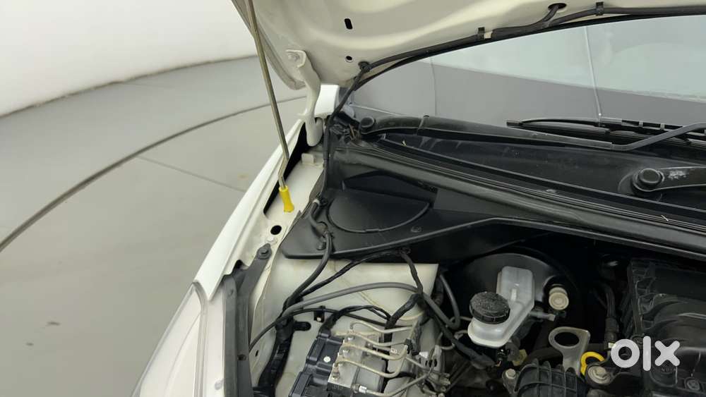 Tata Tiago Xza, 2019, Petrol