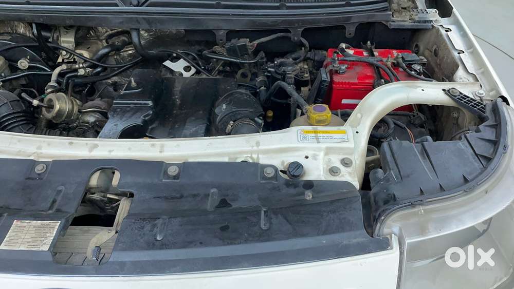 Mahindra Tuv 300 T8, 2015, Diesel