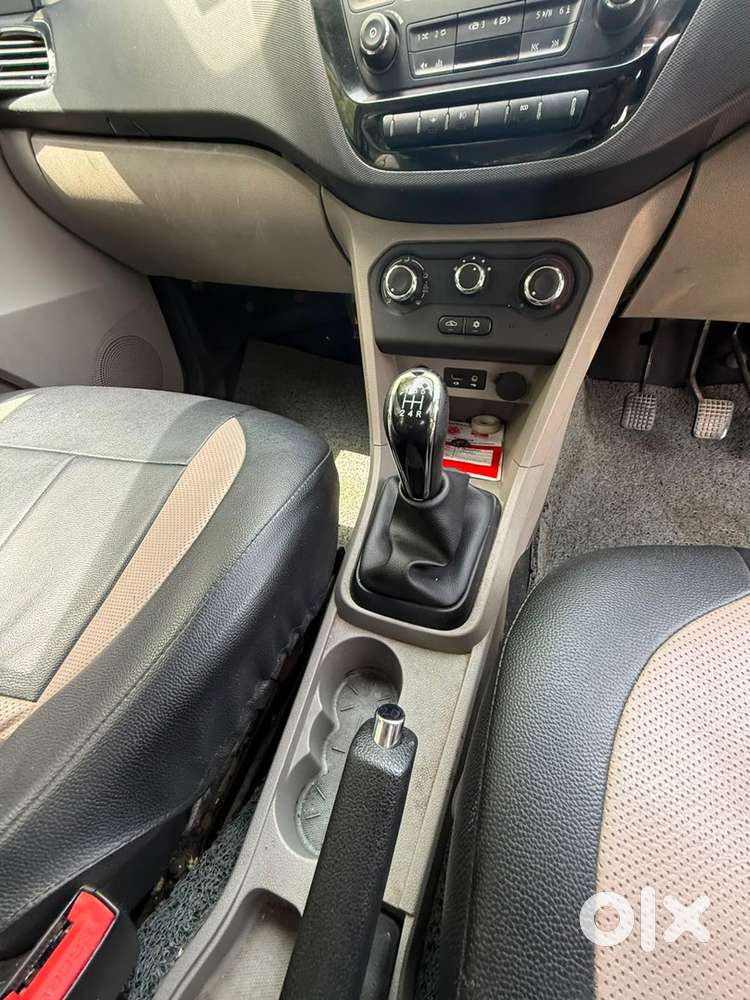 Tata Tiago Petrol 2017