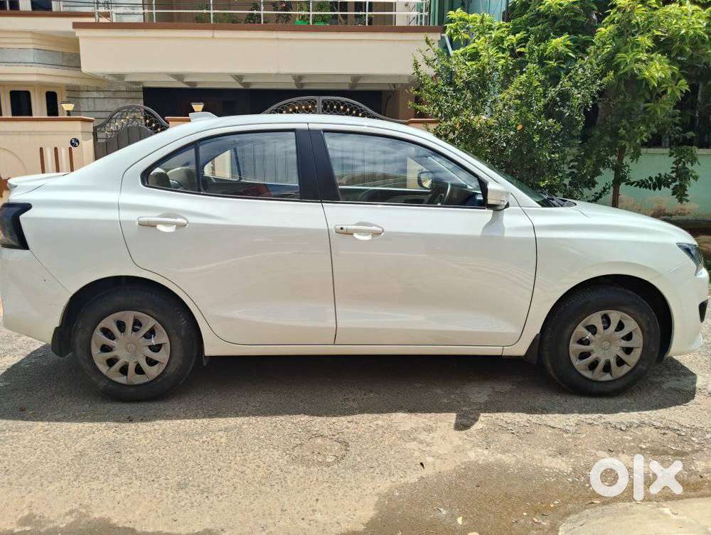 Maruti Suzuki Dzire 1.2 Vxi, 2025, Petrol