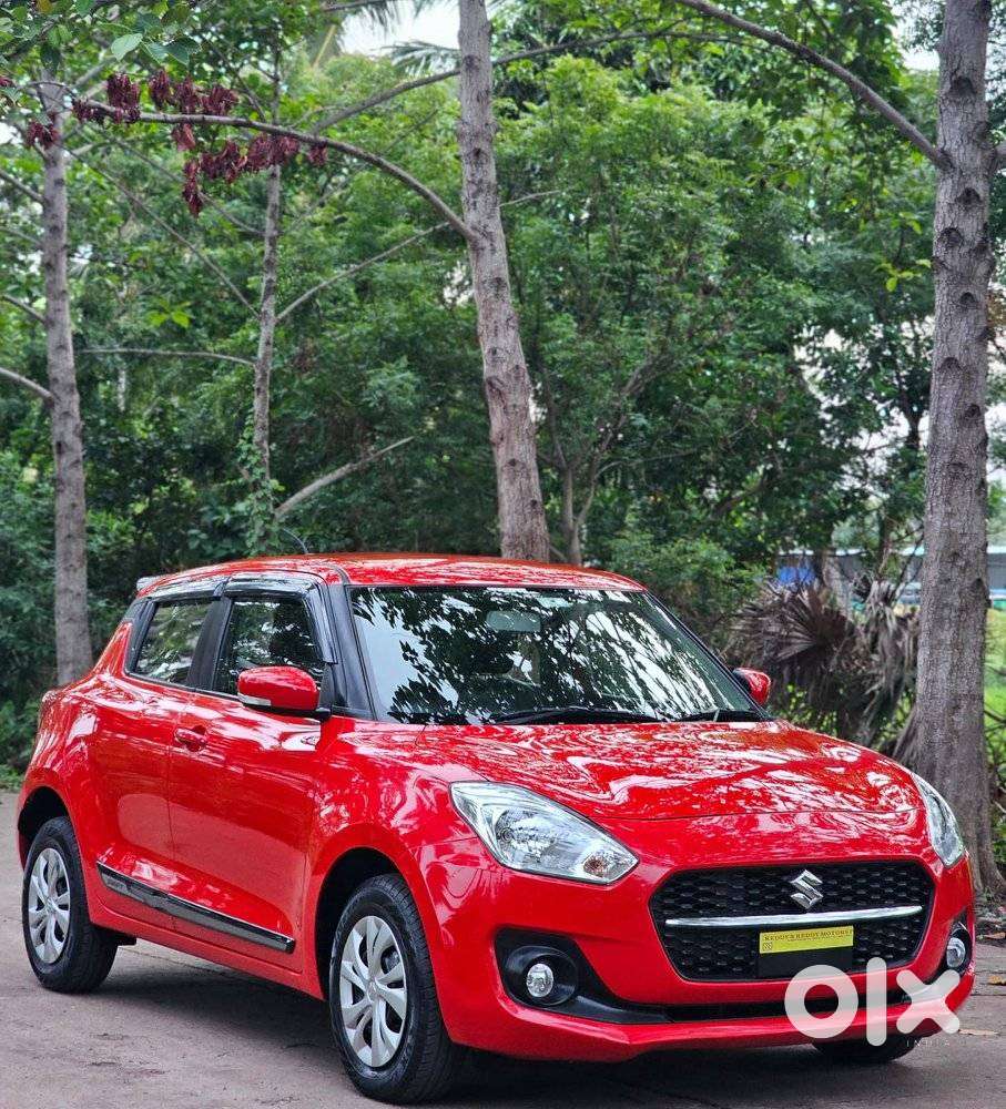 Maruti Suzuki Swift Vxi + Manual, 2022, Petrol