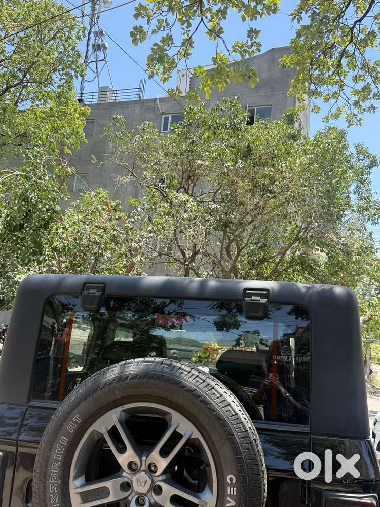 Mahindra Petrol Car 2015