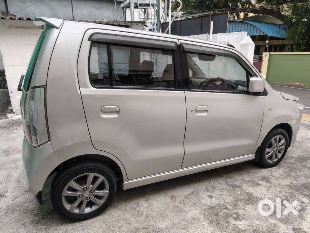 Maruti Suzuki Wagon R Stingray 1.0 Vxi Plus Amt, 2017, Lpg