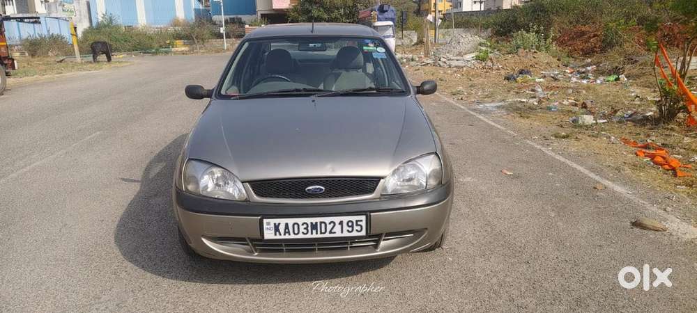 Ford Ikon 1.4 Zxi, 2004, Petrol