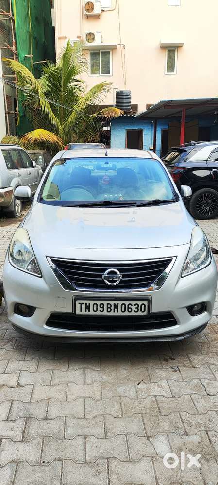 Nissan Sunny, 2012, Petrol