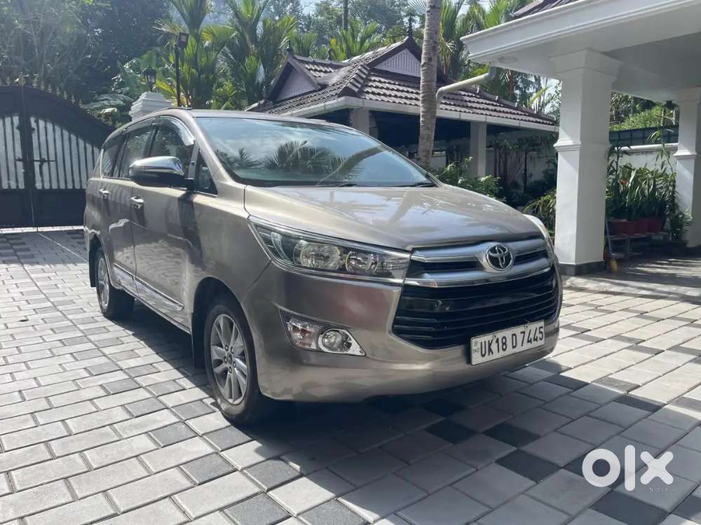 Toyota Innova Crysta 2017 Vx Mt