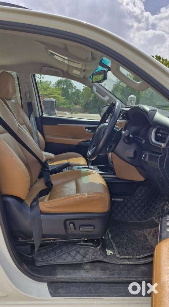 Toyota Fortuner 4x2 At 2.8 Diesel, 2022, Diesel