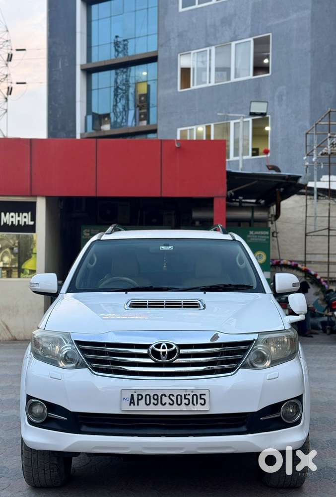 Toyota Fortuner 3.0 4x2 Automatic, 2013, Diesel