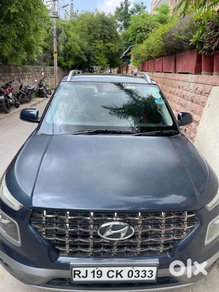Hyundai Venue 1.0 Turbo Sx+ Dct 2019  Single Owner  ₹9 Lakh