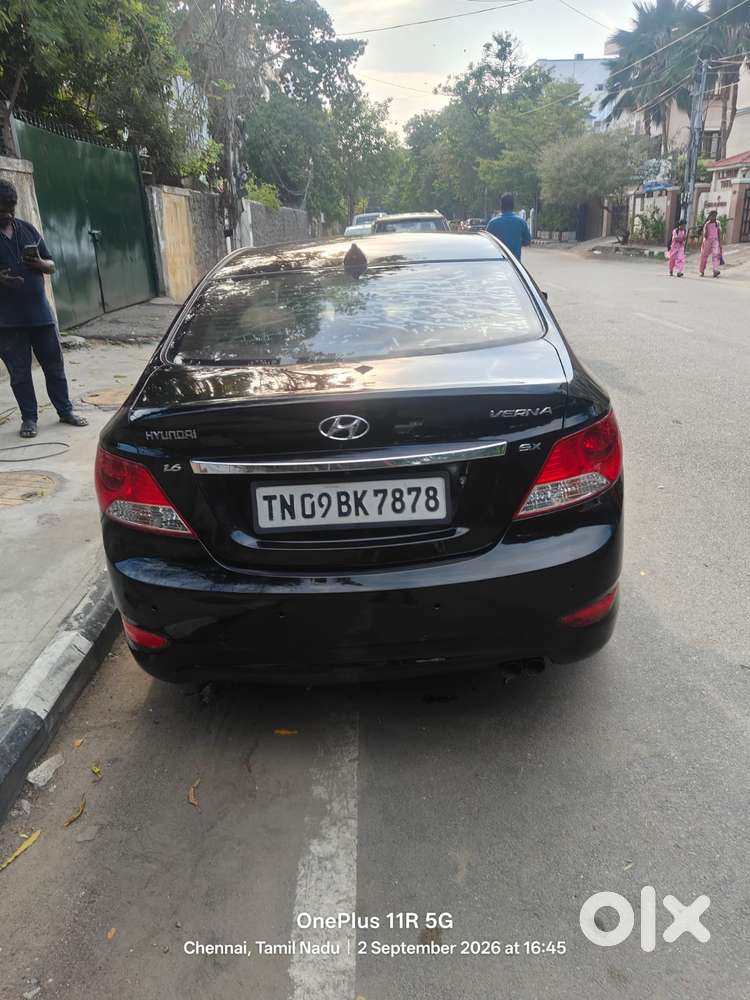 Hyundai Verna Fluidic 1.6 Vtvt Sx Opt, 2011, Petrol
