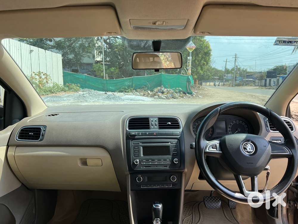 Skoda Rapid 1.5 Tdi Elegance Plus Diesel Automatic