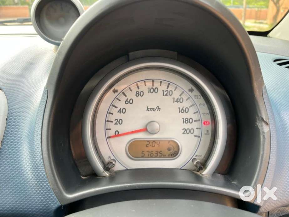 Maruti Suzuki Ritz Vxi, 2011, Petrol