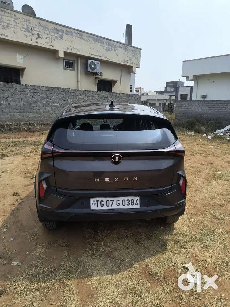 Tata Nexon Smart Plus 2024