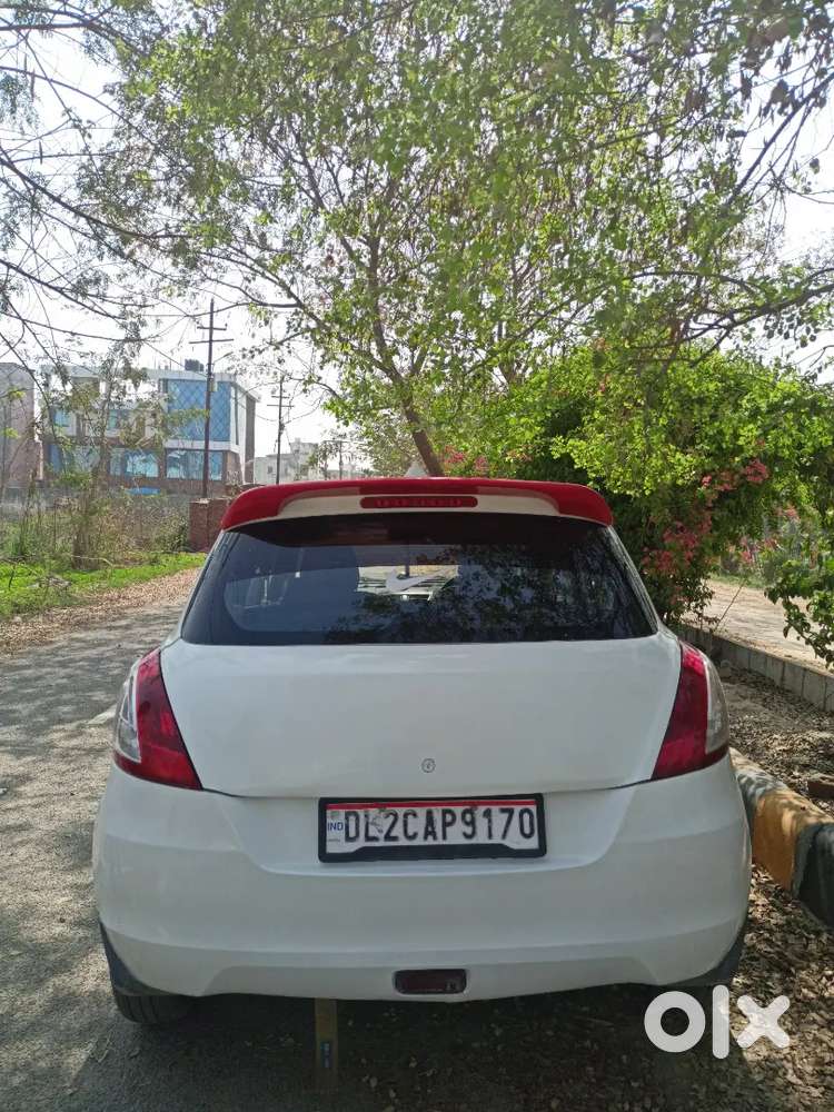 Maruti Suzuki Swift 2013 Cng & Hybrids 100000 Km Driven