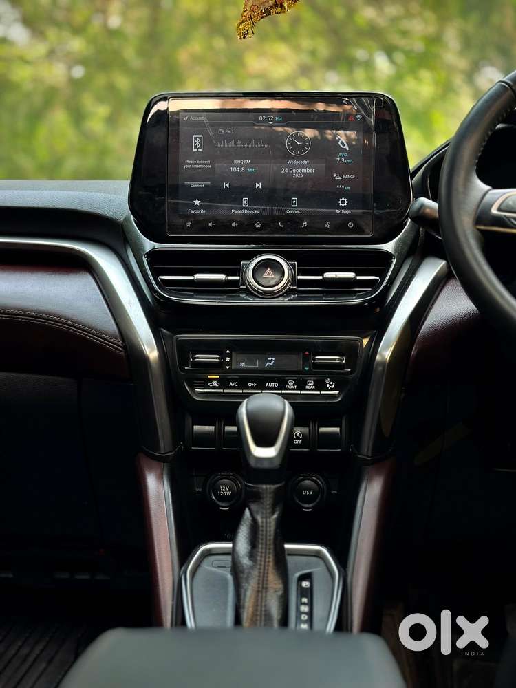 Maruti Suzuki Grand Vitara 1.5 Alpha Smart Hybrid At, 2022, Petrol