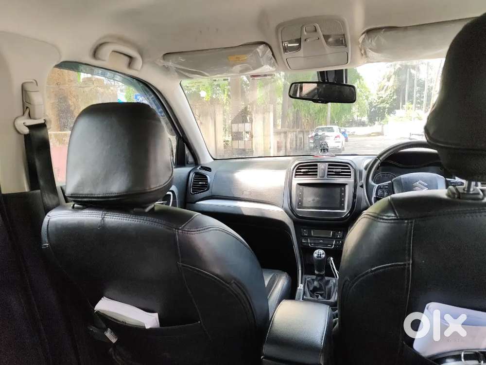 Maruti Suzuki Brezza 4 Petrol Well Maintained