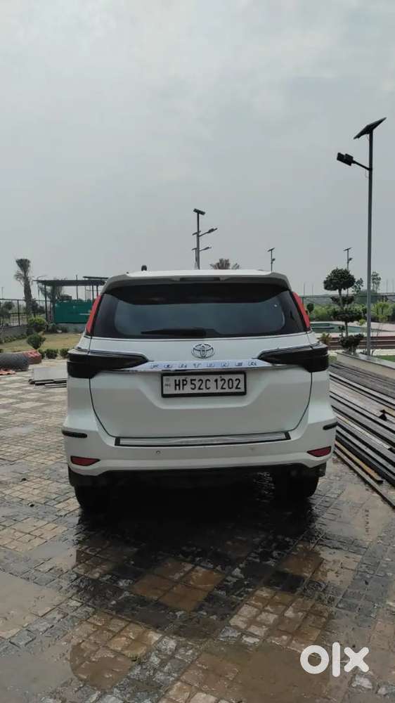 Toyota Fortuner 2018 Diesel 95000 Km Driven