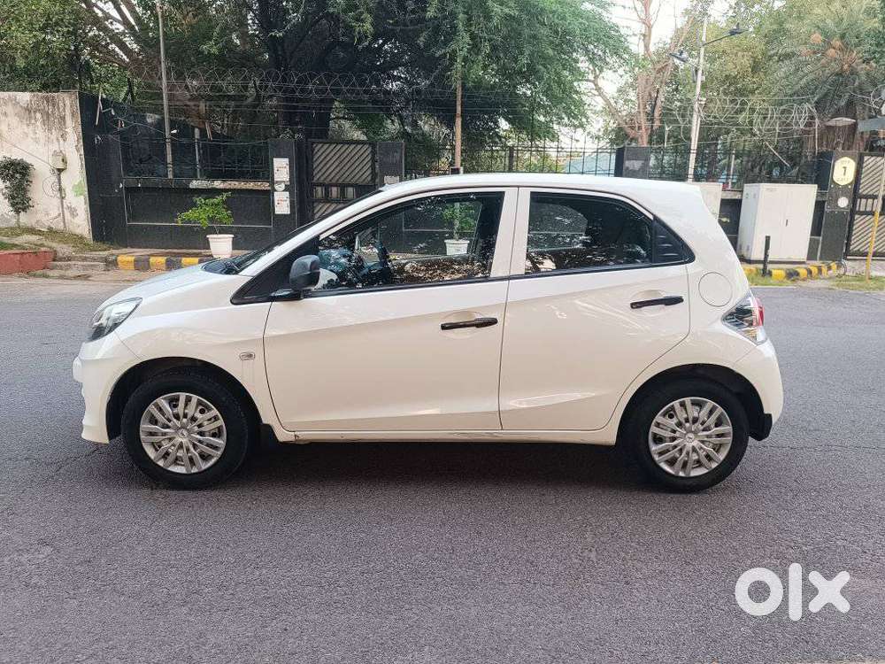Honda Brio E Mt, 2015, Petrol
