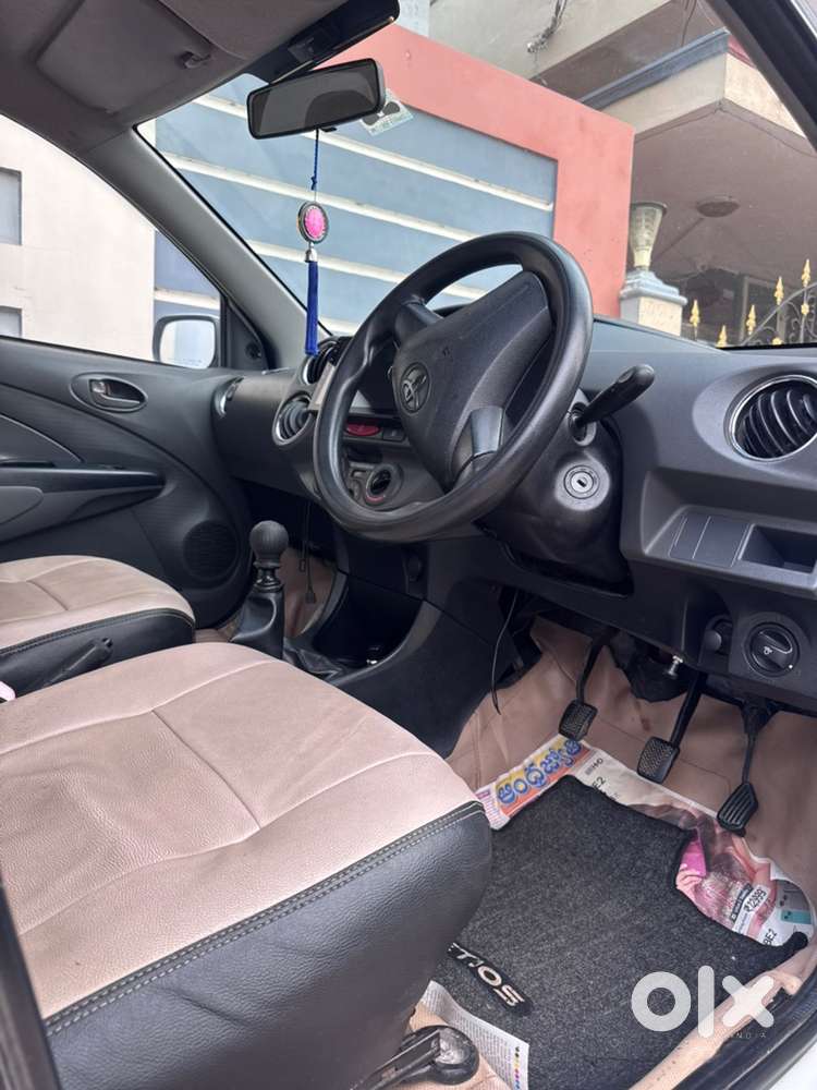 Toyota Etios Gd 2012